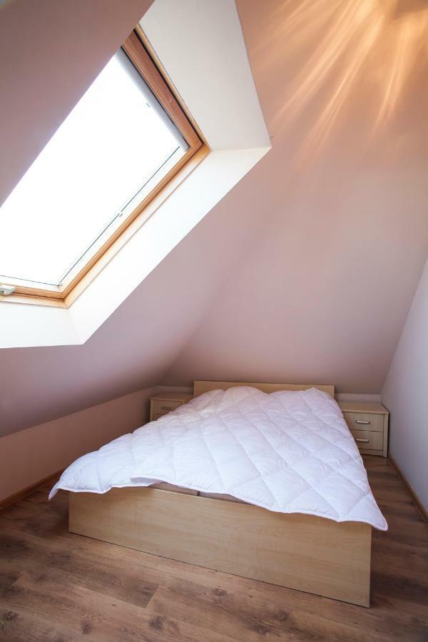 Apartamenty Kalinowa Z Widokiem Na Gory เยเลเนียกูรา ภายนอก รูปภาพ